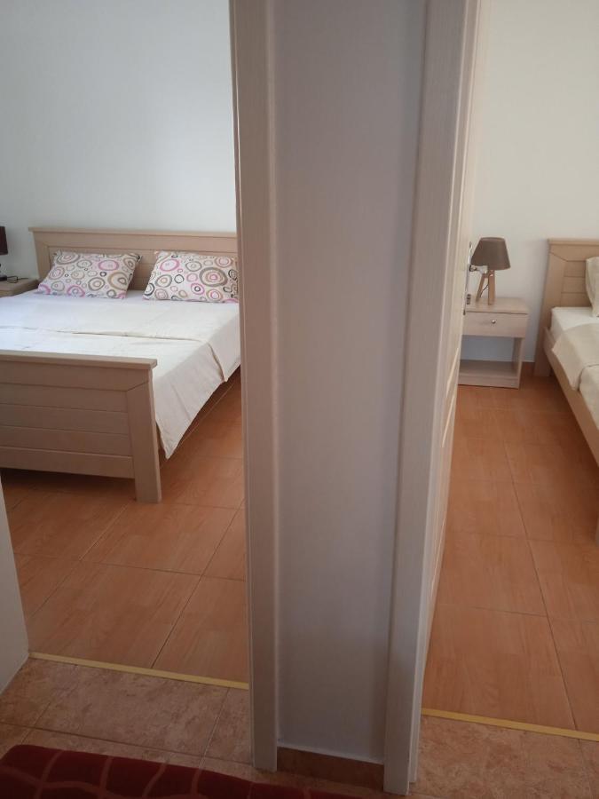 Comfort Apartments Bar Esterno foto