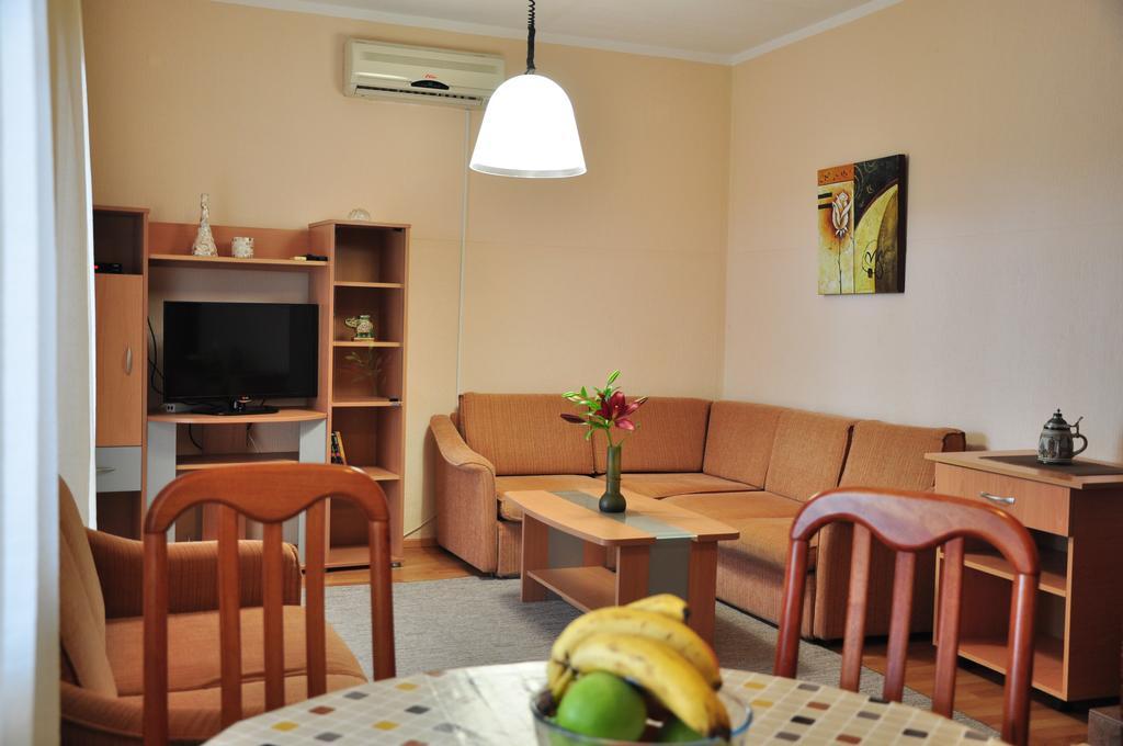 Comfort Apartments Bar Esterno foto